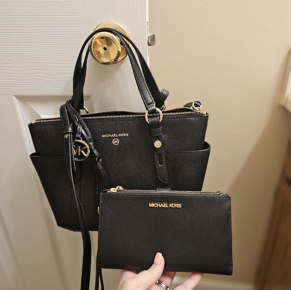 Michael kors handbag and wallet